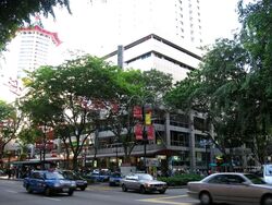 Lucky Plaza (D9), Shop House #569178591